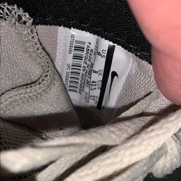 Nike Running Shoe - Picture 4 of 4